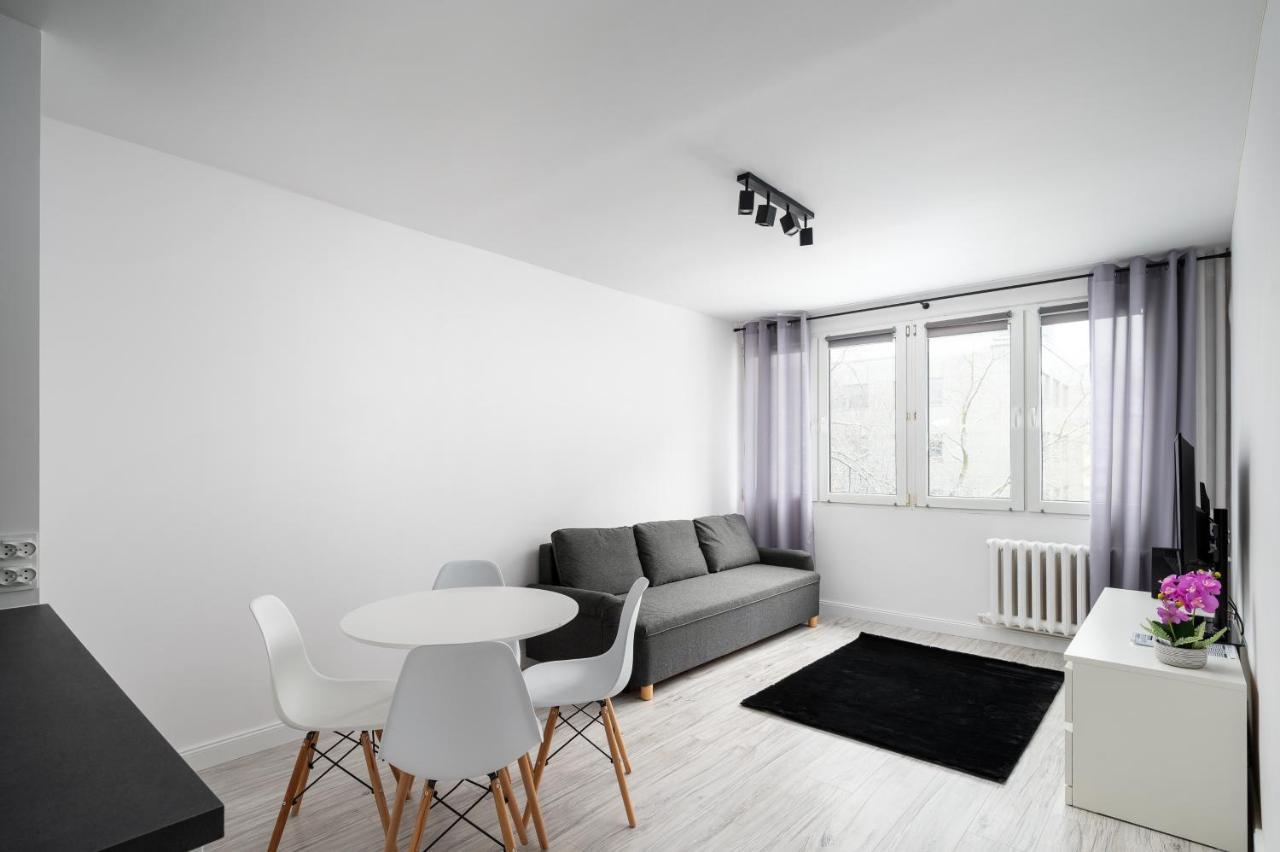 Wierzbno Modern Apartment Varsavia Esterno foto