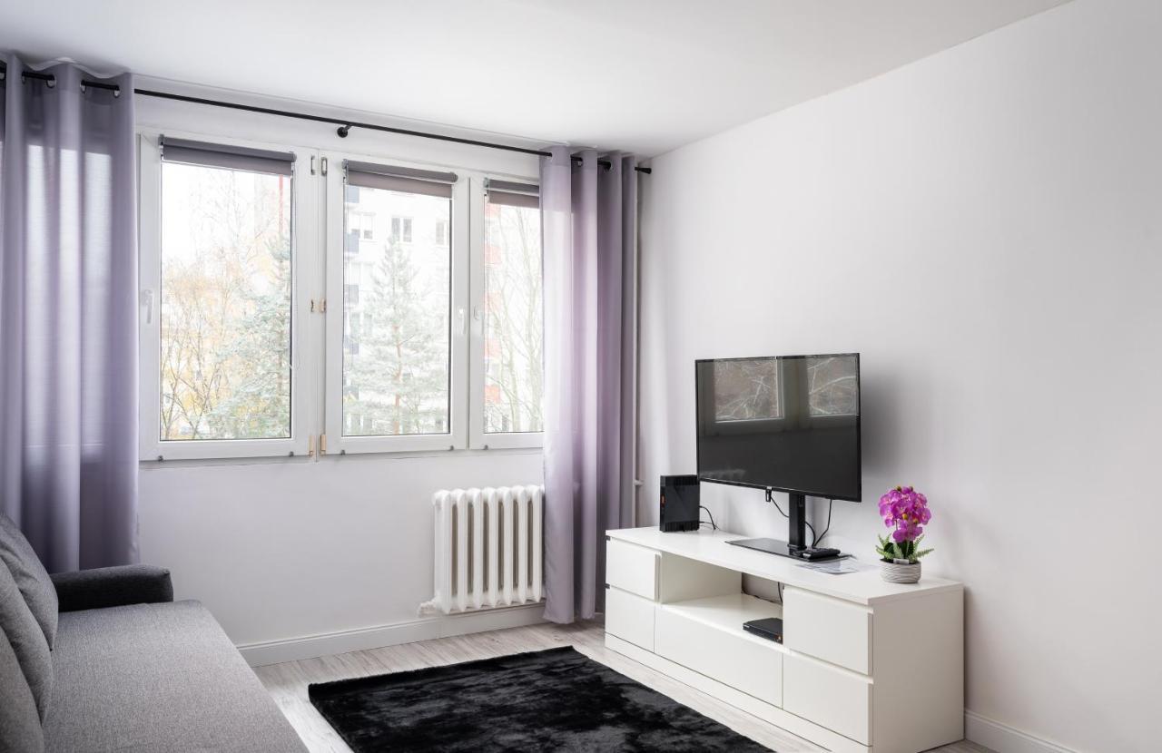 Wierzbno Modern Apartment Varsavia Esterno foto